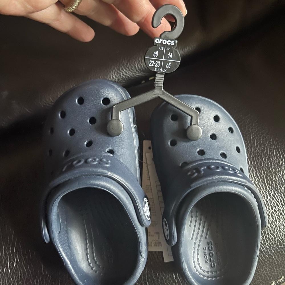Crocs child size 6 blue